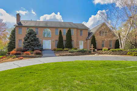 6905 Prairie Dr Spring Grove, IL 60081
