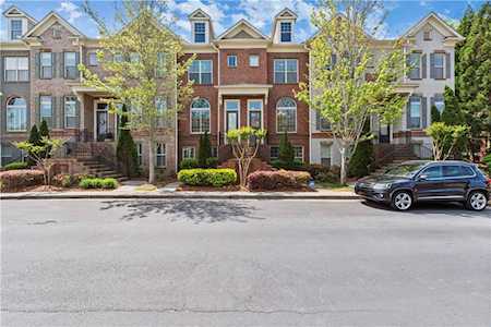 2606 Greythorne Trl NE Atlanta, GA 30329