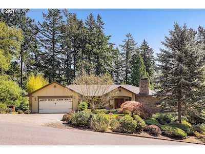 2660 SW Garden View Ave Portland, OR 97225