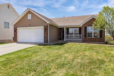 602 Sunny Pass Dr Wentzville, MO 63385