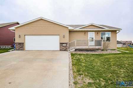 508 Cedar Dr Harrisburg, SD 57032