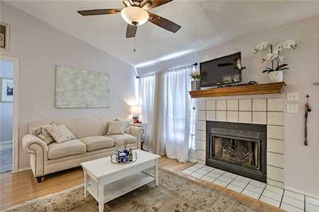 2520 Quarry RD #308 Austin, TX 78703
