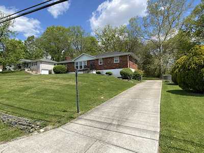 604 Glenpark Dr Nashville, TN 37217