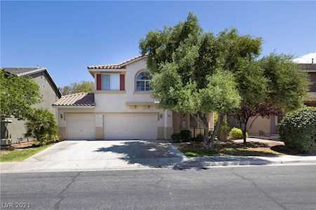 992 Courtney Valley St Henderson, NV 89052