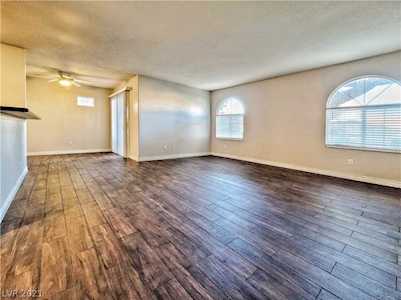 9325 W Desert Inn Rd #167 Las Vegas, NV 89117