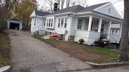 51 Tripp Ave Brockton, MA 02301
