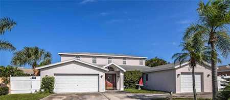 11607 Grove St Seminole, FL 33772