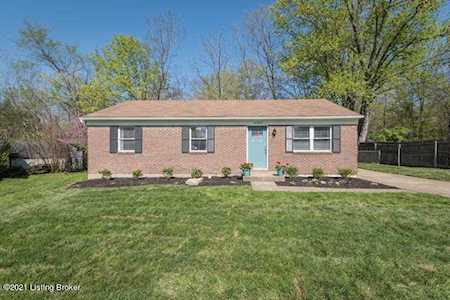 6903 Boxwood Ct Pewee Valley, KY 40056