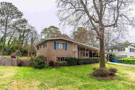 1643 Spruce Valley Drive Decatur, GA 30033