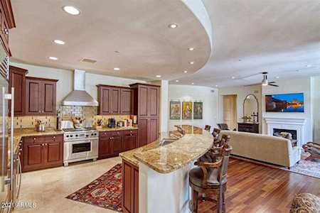 8 Biltmore Estate #115 Phoenix, AZ 85016