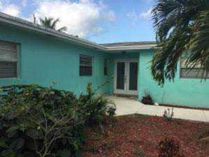 49 W Pine Tree Avenue Lake Worth, FL 33467