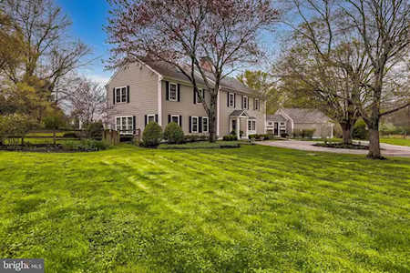 10 Golf Course Rd Owings Mills, MD 21117
