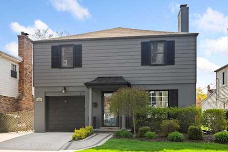 624 S Banbury Rd Arlington Heights, IL 60005