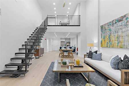 159 2nd St #703 Jersey City, NJ 07302