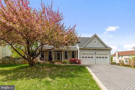 1604 Turneys Ct Crofton, MD 21114