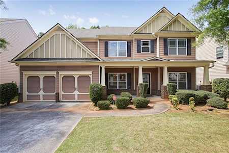 147 Parkway Dr Fairburn, GA 30213
