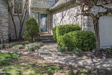 3110 Indian Lake Dr Louisville, KY 40241