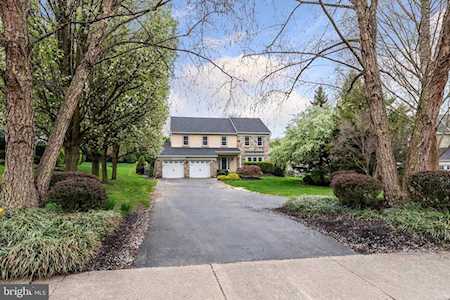 232 Cardinal Dr Conshohocken, PA 19428