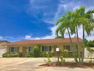 2488 N Dixie Highway Boca Raton, FL 33431