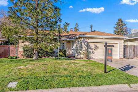 1806 Vesta Way Sacramento, CA 95864