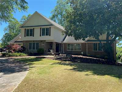 12141 Mountain Laurel Dr Roswell, GA 30075