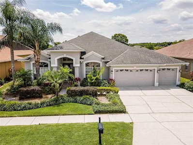 10121 Queens Park Dr Tampa, FL 33647