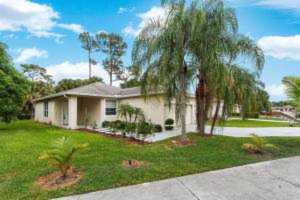 5412 Club Circle Haverhill, FL 33415