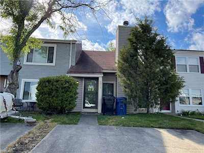 1977 Mill Creek Dr Virginia Beach, VA 23456