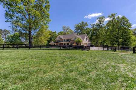90 Chilhoe Dr Canton, GA 30115