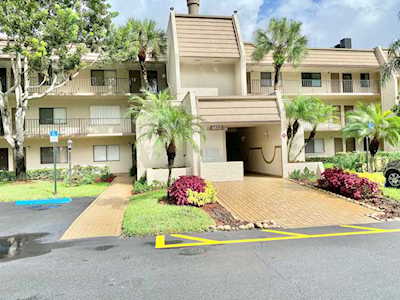 4822 Esedra Court #301 Lake Worth, FL 33467