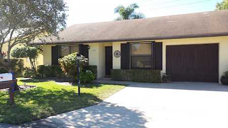6339 Tall Cypress Cir Circle Green Acres, FL 33463