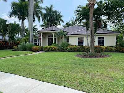 15842 Cypress Park Drive Wellington, FL 33414