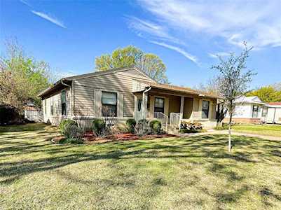 1806 Jackson Drive Arlington, TX 76013