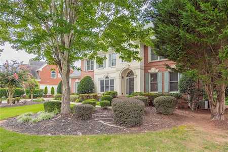 905 Autumn Close Milton, GA 30004