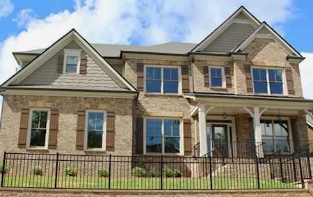 1500 Ashbury Park Dr Hoschton, GA 30548