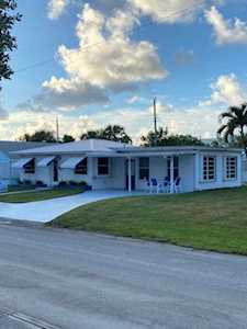 208 E 22nd Court Riviera Beach, FL 33404