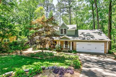 4512 Sharon Valley Ct Dunwoody, GA 30338