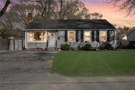 143 Mckinley St Warwick, RI 02886
