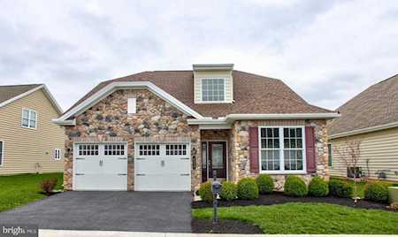 454 Allegiance Dr Lititz, PA 17543
