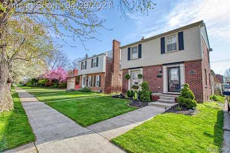 1821 14th St Wyandotte, MI 48192
