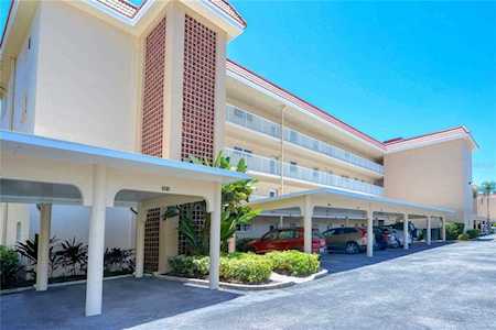 1300 N Portofino Dr #307SAI Sarasota, FL 34242