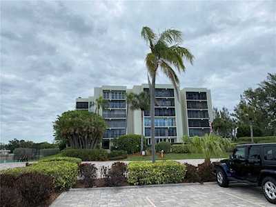 3240 Gulf of Mexico Dr #B102 Longboat Key, FL 34228