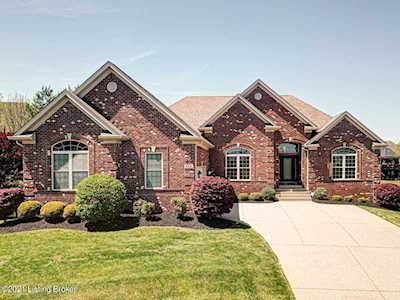 2316 Cleary Ct Louisville, KY 40245