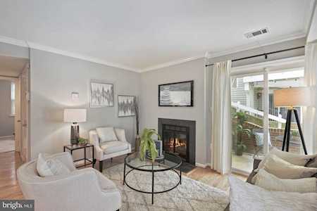 2901B S Woodley St Arlington, VA 22206