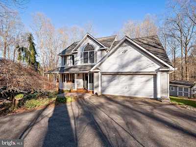 5867 Magnolia Circle Saint Leonard, MD 20685