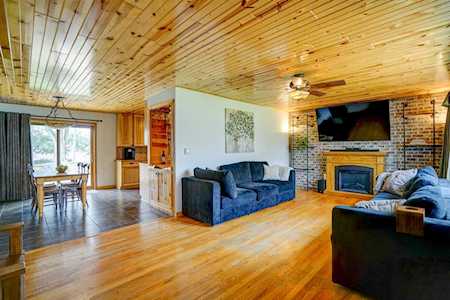 217 Roosevelt St Pardeeville, WI 53954