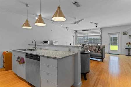 1111 S Akard Street #307 Dallas, TX 75215