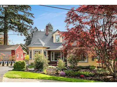 7244 SW 29th Ave Portland, OR 97219