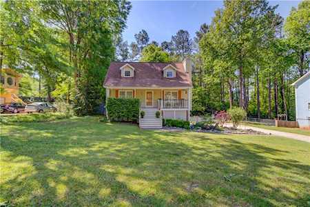 2855 Forest Chase Dr NE Marietta, GA 30066
