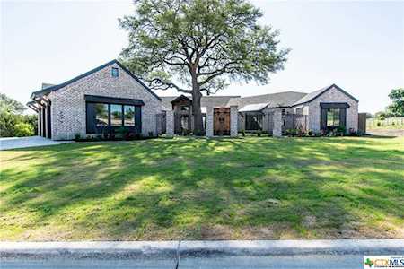 4079 Turning Leaf Dr Nolanville, TX 76559
